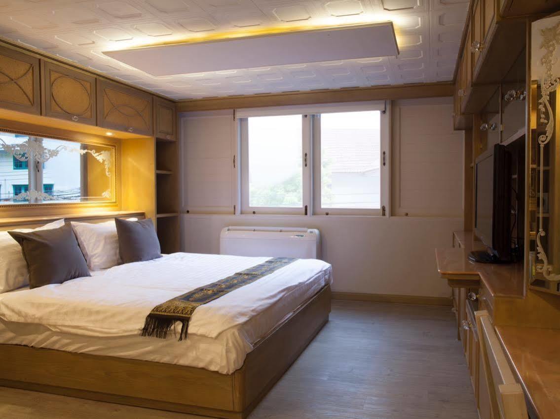 Golden Mountain Hostel Bangkok Zewnętrze zdjęcie