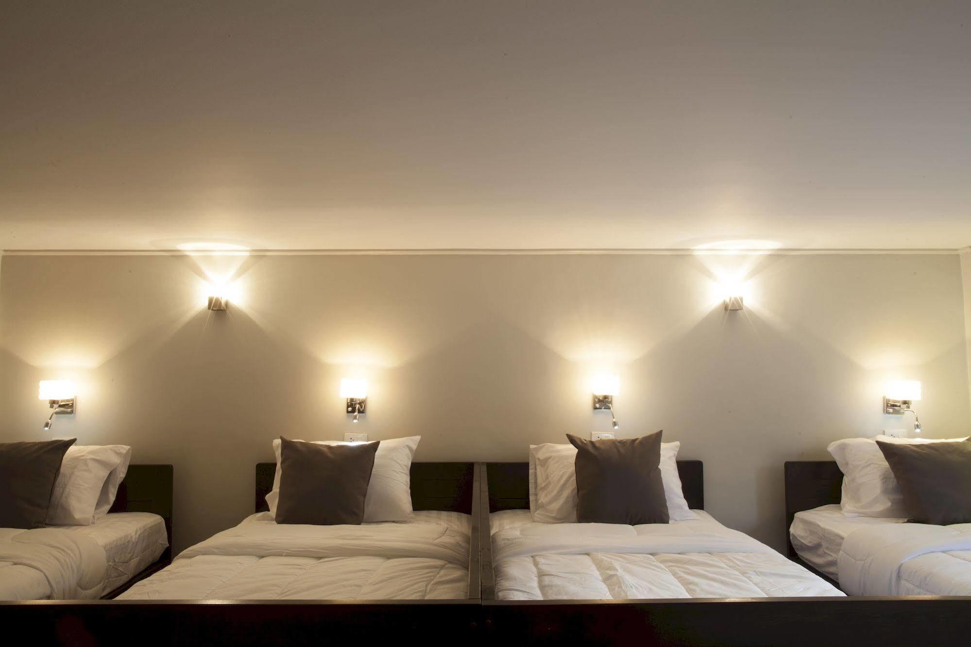 Golden Mountain Hostel Bangkok Zewnętrze zdjęcie